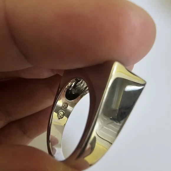 Retired SWAROVSKI Pampered Black Crystal  Ring Sz.L (size 8) - Picture 5 of 7